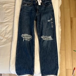 NWT/ American Eagle Ex-boyfriend Jean.